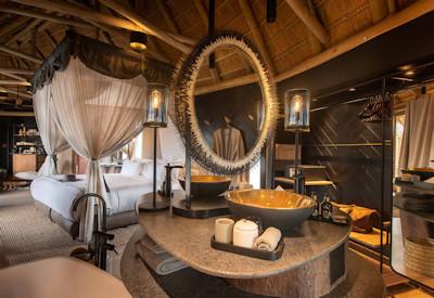 Guest suiteswith a king size bed