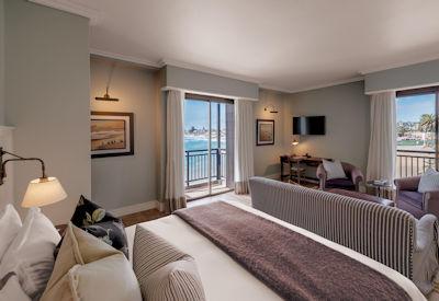 Luxury bedrooms with extra beds when needed