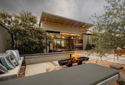 Offers modern creature comforts like freshly brewed coffee