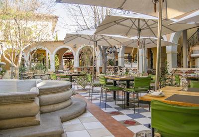 The outdoor dining area and lounge