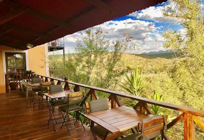 Located within a easy drive of Hosea Kutako International Airport