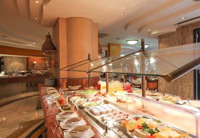 Breakfast buffet every morning