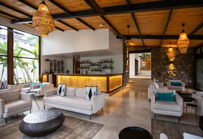 Central guest area main lounge