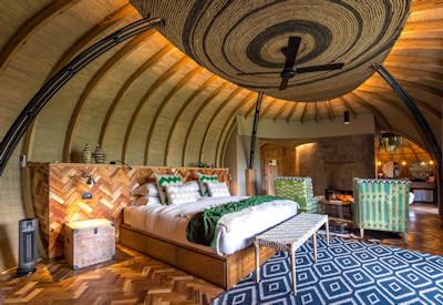 Bee hive shaped en-suites safari suites