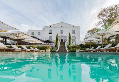 Stunning outdoor pool