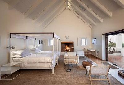 Property amenities include a large king bed