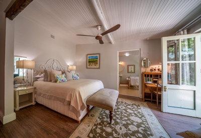 Luxury suites with a garden view and internet access