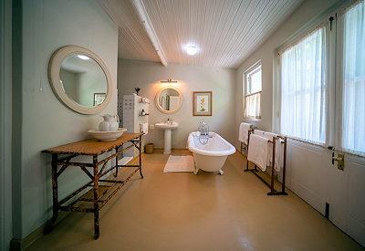Stunning en-suite bathroom options