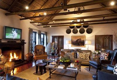 Manor house with indoor dining experiences