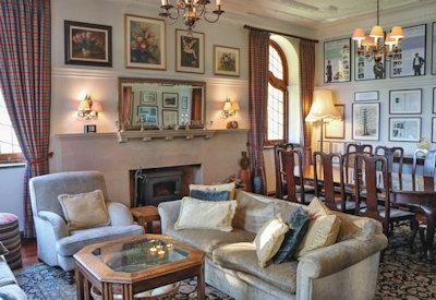 Lounge and dining area for that delicious meal