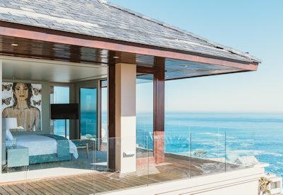 5 deluxe spa rooms in total