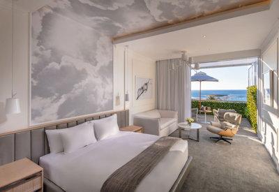 Overlooking the promenade Camps Bay