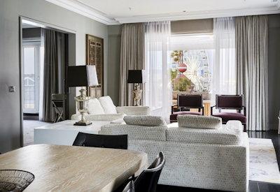 Main lounge and resting area