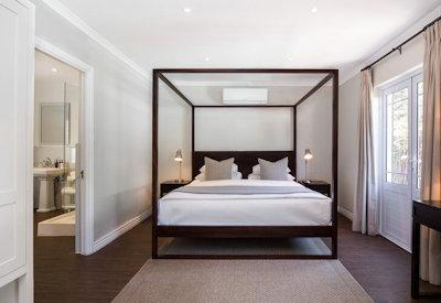 Boutique hotel with luxury debrooms with air conditioning