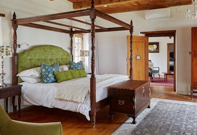 Lovely en-suite bedrooms with air conditioning