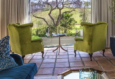 The pool room living area