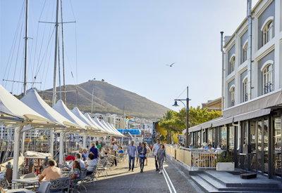 Walk to all local attractions