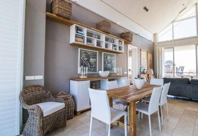 Dining area just off the kitchen