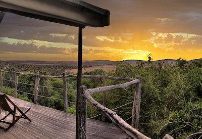 Hillsnek in the Amakhala Game Reserve
