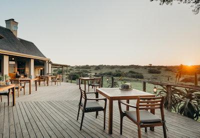 Hlosi offers game viewing and luxurious lodging