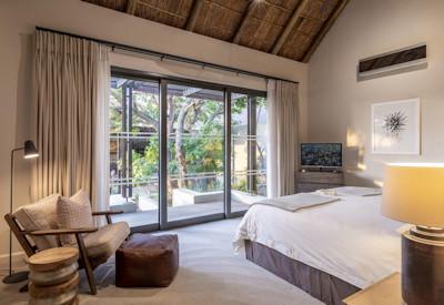 Large air-conditioned safari suites