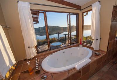 En-suite bathrooms with incredible vistas