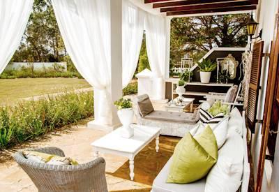 Family rooms with verandahs