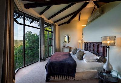 En-suite bedrooms with air conditioning