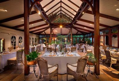 Property amenities include dining room