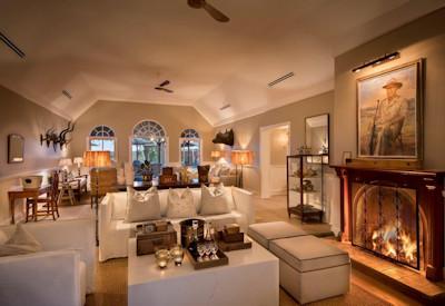 Large and classic lounge area