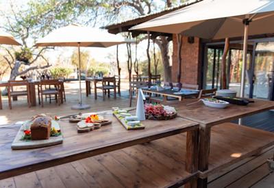 Lunch served out on the deck while game viewing