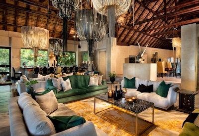 Thatched central guest area at Chitwa Chitwa