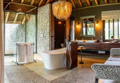 Dulini offers up exceptional bathrooms