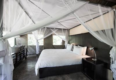 Tented rooms with king-sized or twin beds