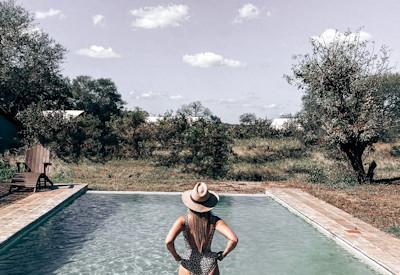 Infinity pool suitable for families