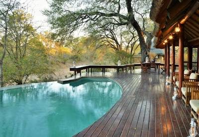 Central guest area and main swimming pool