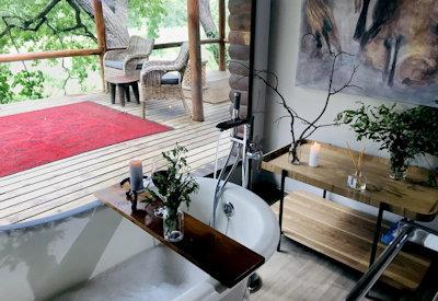 Romantic baths with a view