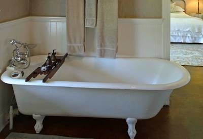 Freestand bathtub
