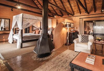 Garonga with its classic four poster bed