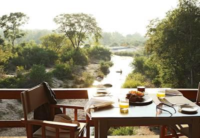 Game drives in the Sabi Sand Reserve