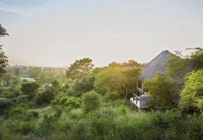 Pioneer Camp with Sabi River views