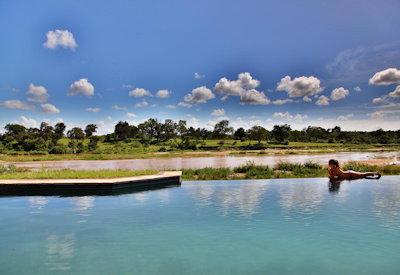 Stunning infinity swimming pool