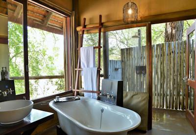Bath tub and outdor shower