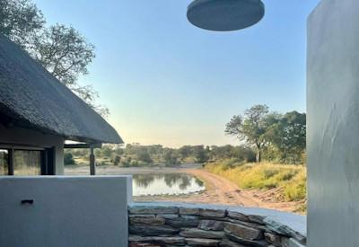 Absolutely awesome outdoor shower