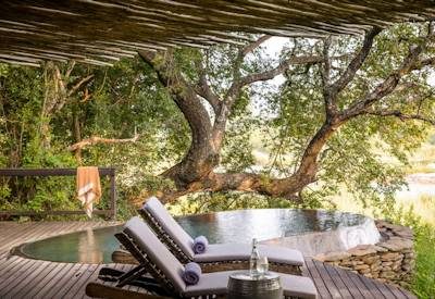 Private boulder plunge pools
