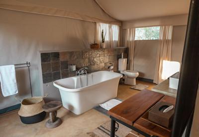 Large and well appointed en-suite bathrooms