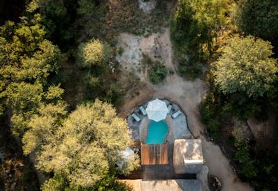 Swimming pool and viewing deck at bush lodge