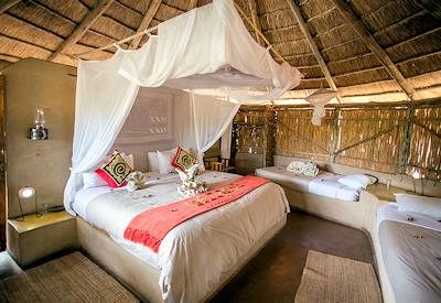 Classic tahcthed safari suites