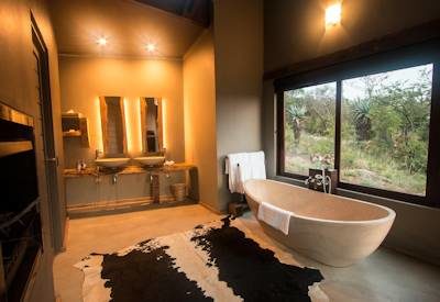 Luxurious and intimate en-suite bathrooms