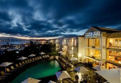 A World in One Country Safari